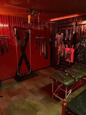 Lady Laura 1,80m pures Feuer — 12 / 13