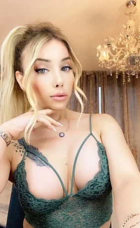 Ts Turkish Queen Melissa — 11 / 18