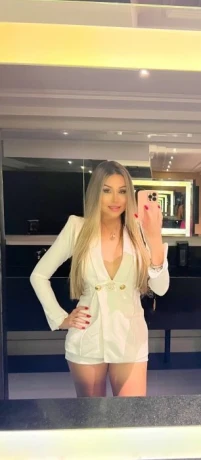 Belle — 6 / 14