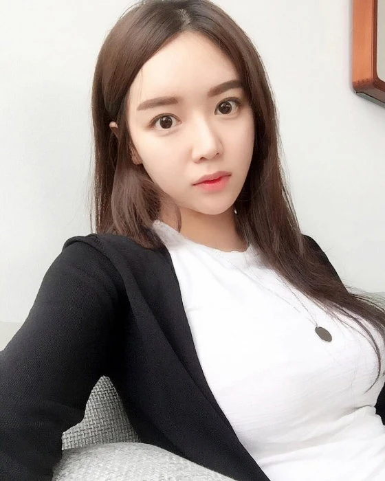Lea, Escort, Kuala Sungai Baru