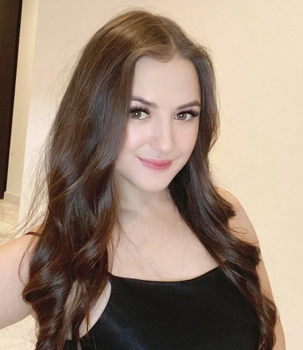Milana Russian — 6 / 8