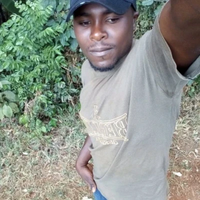 Scott, Escort, Mombasa