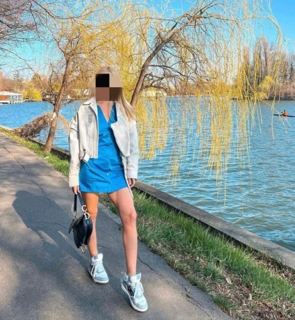 Lucia Ganz Neu — 4 / 5