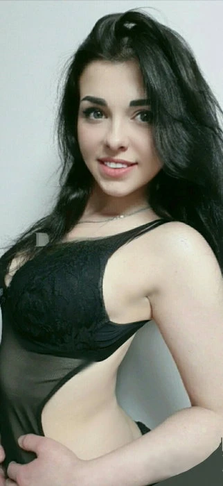 July, Escort, Antwerpen
