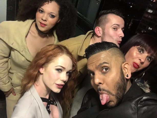 PoshGirlGoneBad94 — 8 / 18