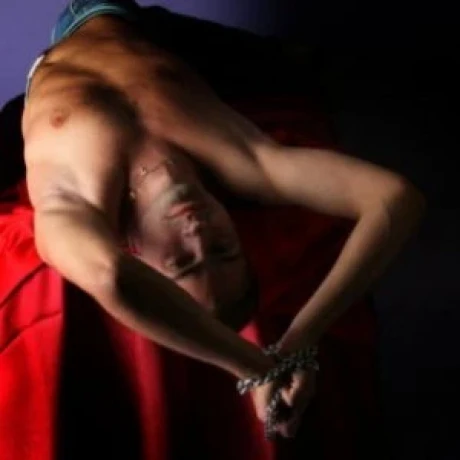 Artur — 1 / 3
