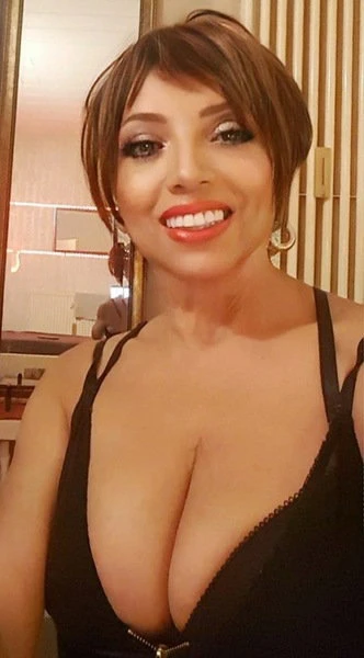 Valentina — 2 / 3