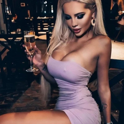 Sara, Escort, Luxembourg