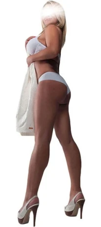 Sexy Sandra Top Massagen — 2 / 6