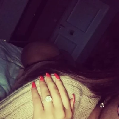 SHIRIN, Escort, Essen