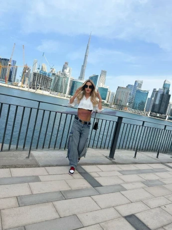 Lara Lopes — 2 / 12