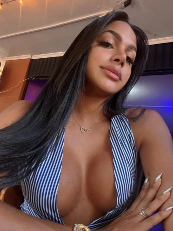 Fantasy Ts — 6 / 12