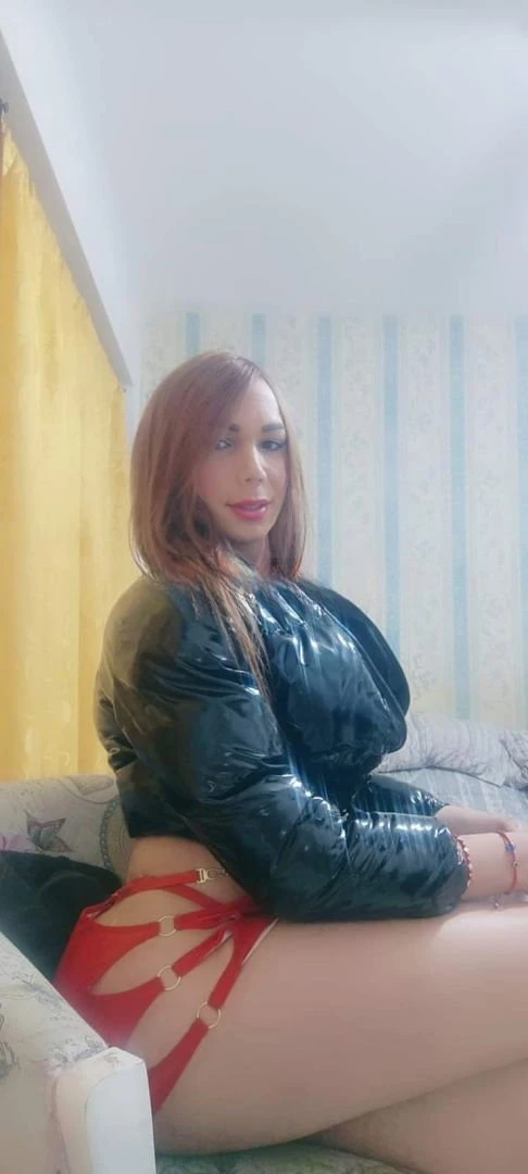 Paula Martinez — 6 / 12