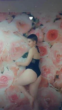 Jessika Ganz Neu — 2 / 3