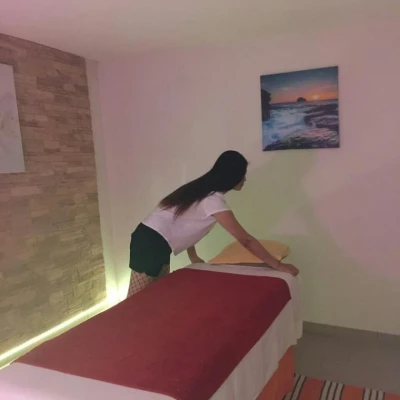 Clara, Escort, Therwil