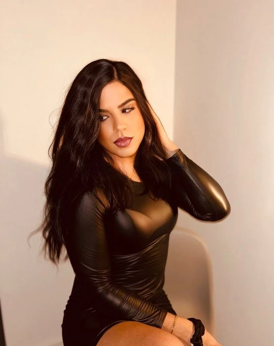 Lorena — 2 / 14