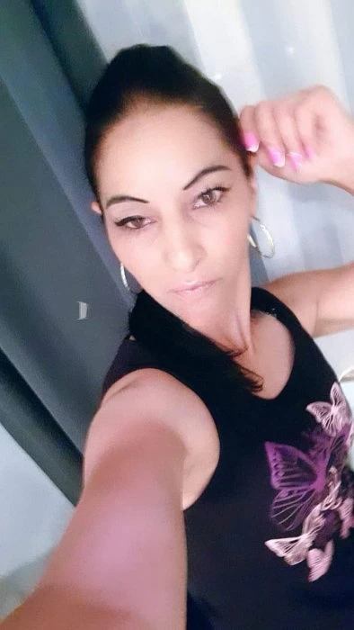 Vanessa, Escort, Genk