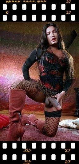 Isadora Kleyn — 3 / 12