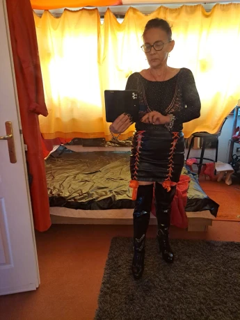 Jennyextrem — 1 / 6