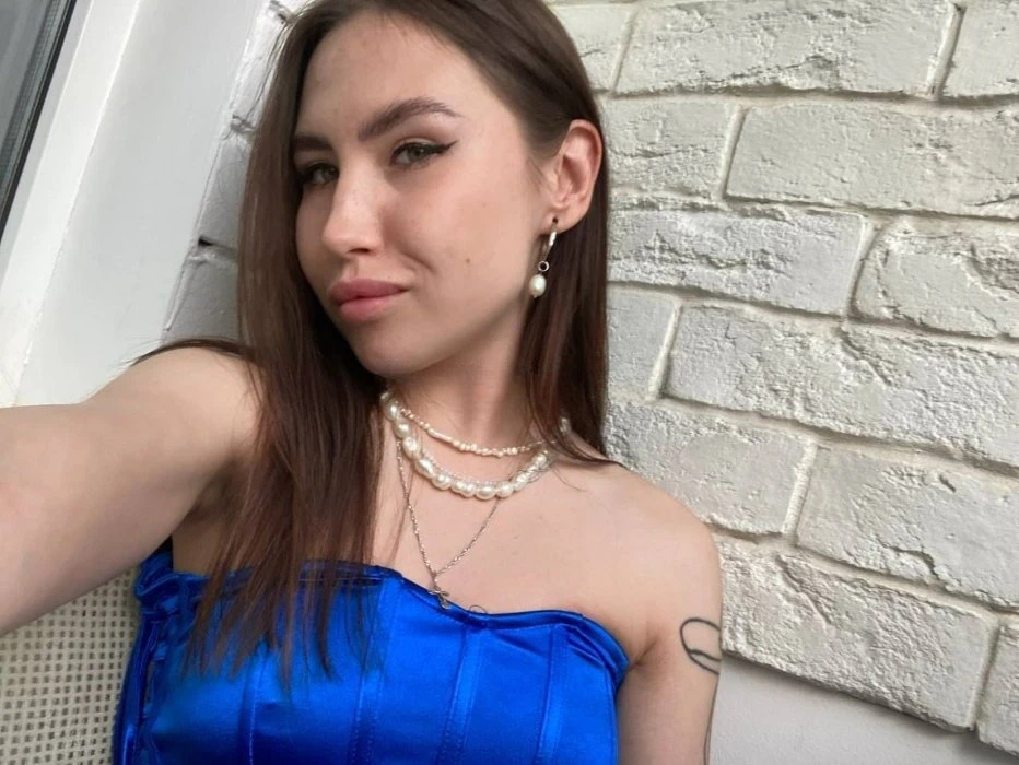 Karina — 6 / 12
