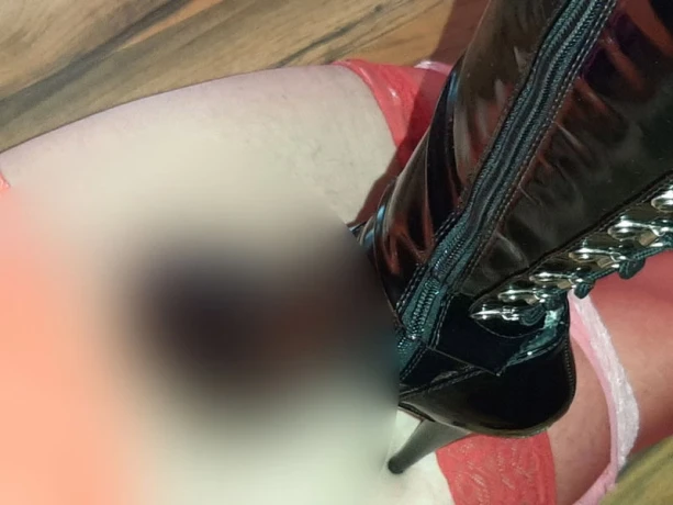 Mistress Mickey — 3 / 11