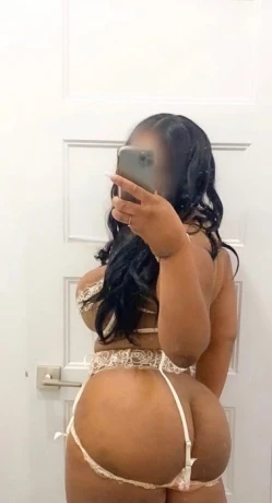 Erika Portland — 2 / 3