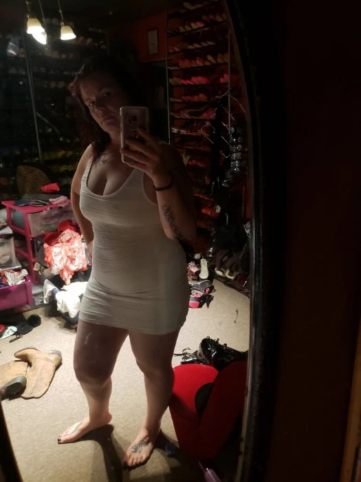 Danielle — 2 / 3