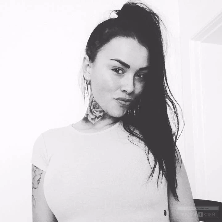 Sophia — 5 / 9