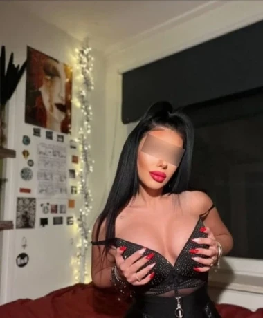 Amira Ganz Neu Nur Fur Kurze Zeit Da — 3 / 5