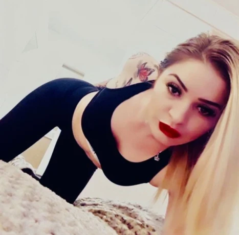 Sexy Lady Alyona Pornobizarrparty Dominant — 14 / 15