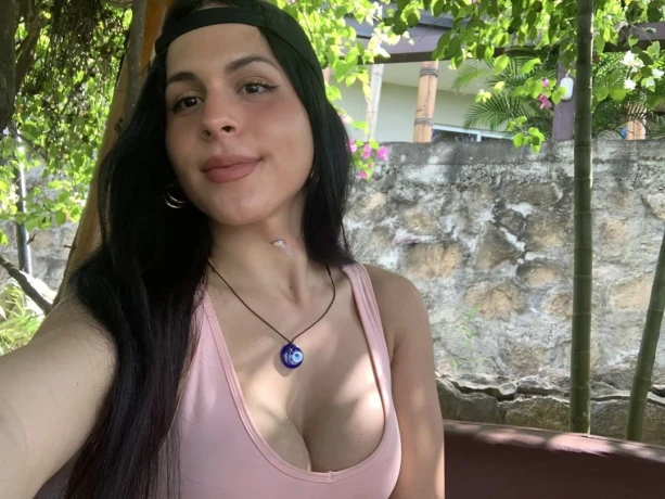 Maria Vittoria — 11 / 12