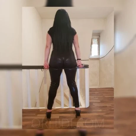 Mascha - Sex oder leichte Dominanz! NEU — 3 / 4