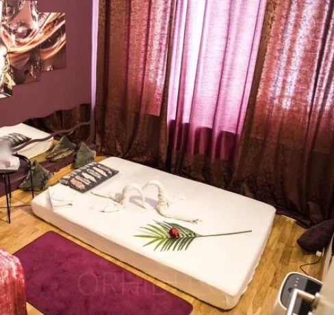 Glamour-Massage-Frankfurt — 4 / 20