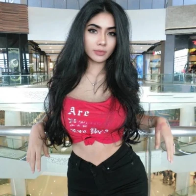 Sara, Escort, Al Wukayr