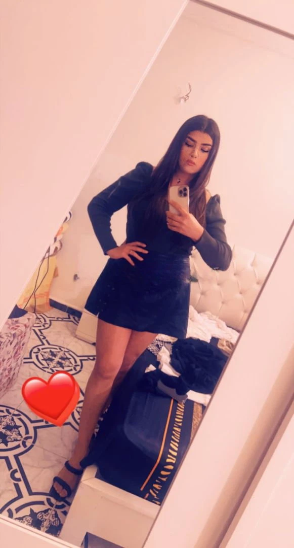 Elissa — 7 / 12