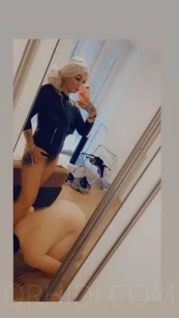 Jungdomina 27J.ComtesseLady Lola — 23 / 25