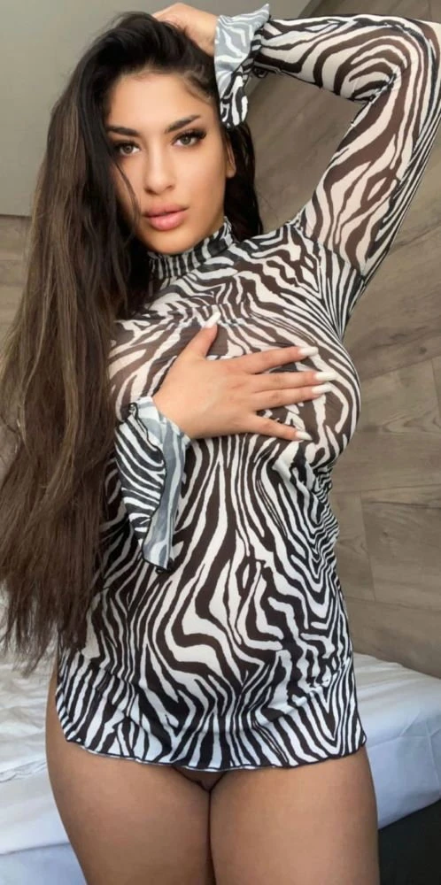 Laura Lovegirl — 5 / 6