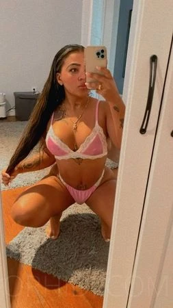 Karolina — 3 / 5