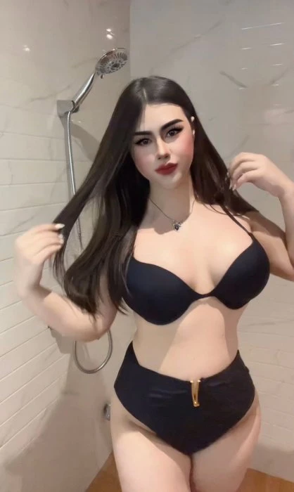 Amanda — 3 / 12