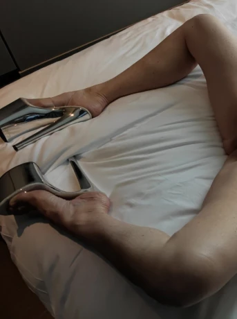 Christine Grosse Brueste — 1 / 2