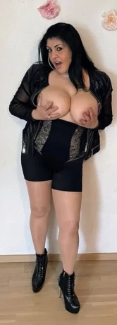 Angie — 5 / 8