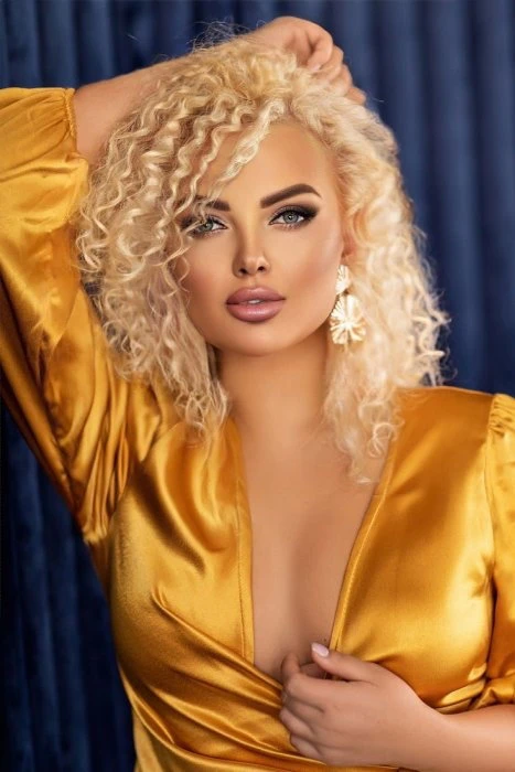Inna — 1 / 5