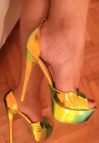 Sabrina Anderson — 4 / 11