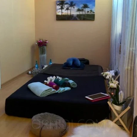 TRAUM & ZEIT MASSAGE — 7 / 14