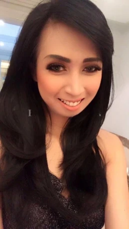 Malay Babe — 9 / 10