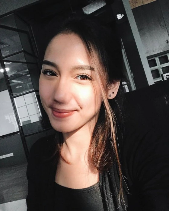 Kiki — 2 / 3
