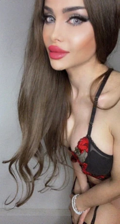 Shemale Nado — 2 / 8