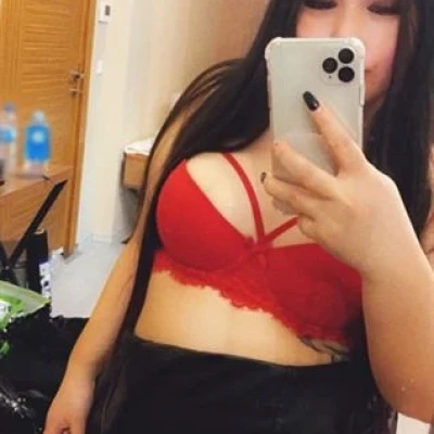 Lady Suttira, Escort, Duisburg