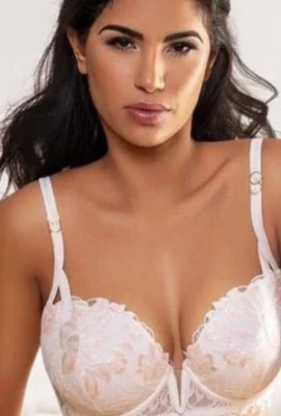 Valeriya Asian — 2 / 4