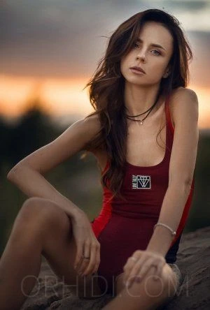 Roslyn, Escort, Istanbul